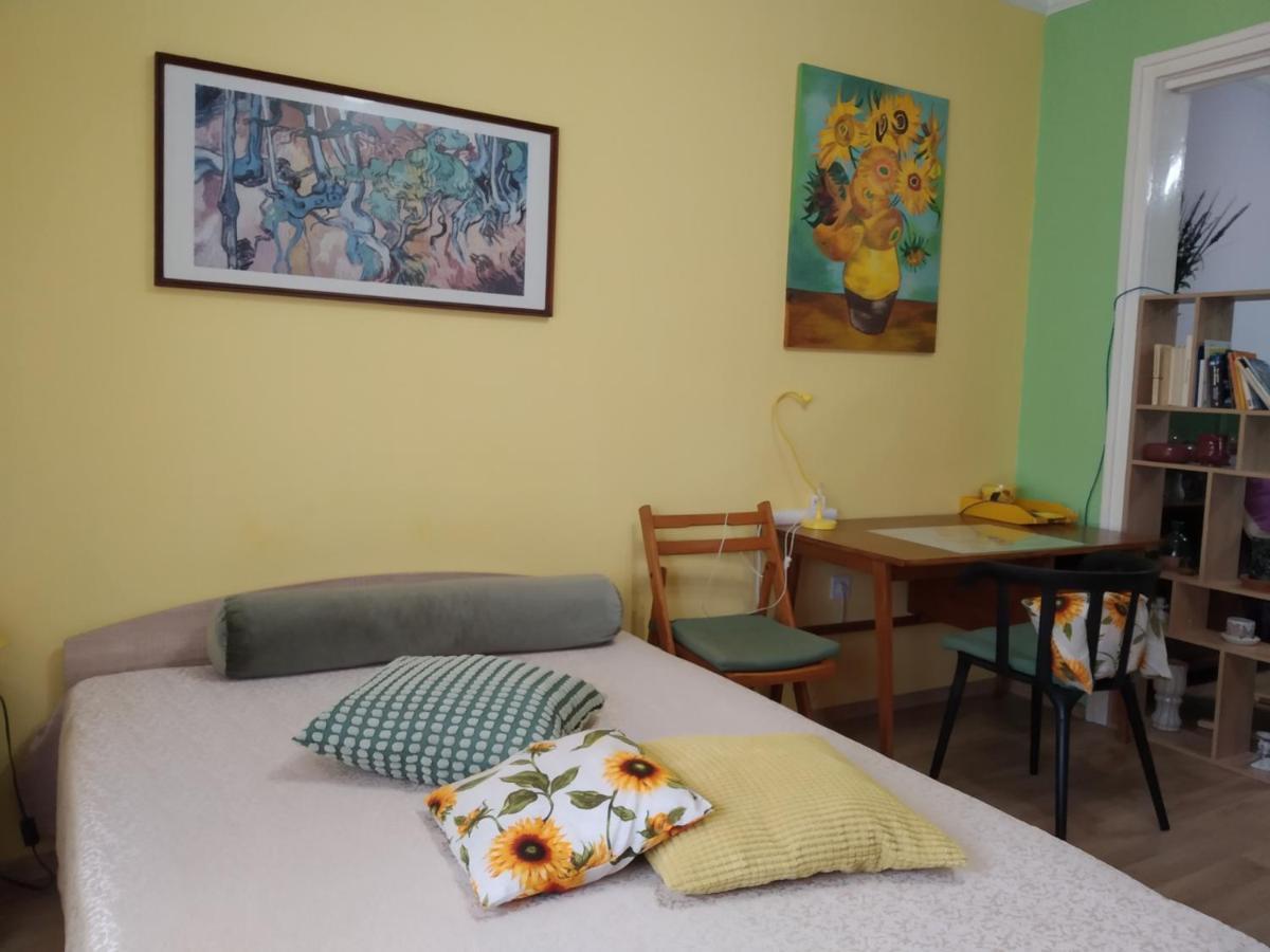 Maria Louisa Apartment
